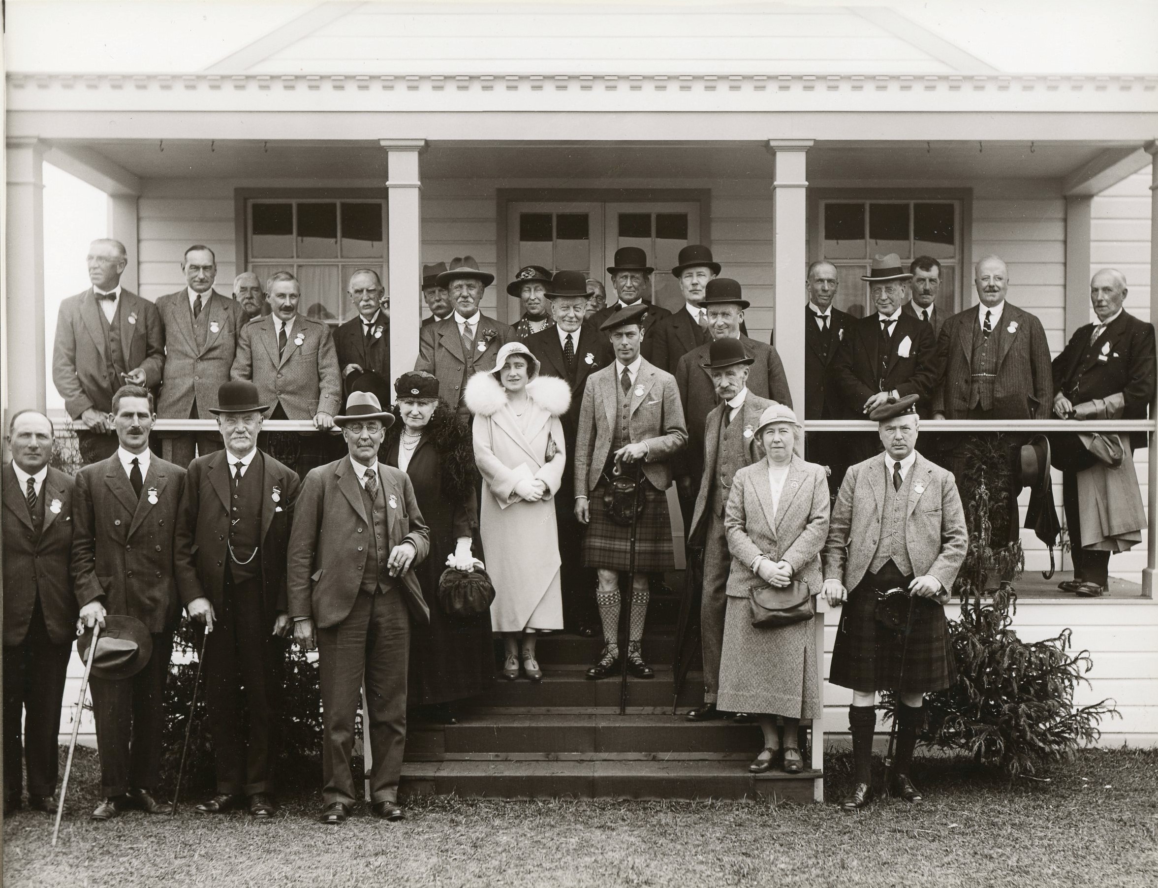 Queen Mother 1933 (Rhass134)